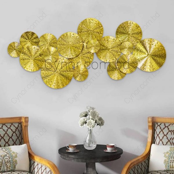 Metal Body Golden Color Decorative Disk Design Wall Decor