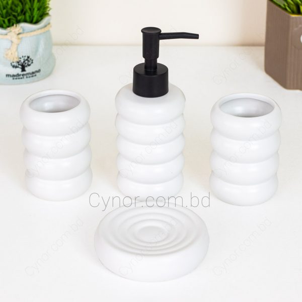 Ceramic Made Design White Color 4 Pieces Bathroom Set