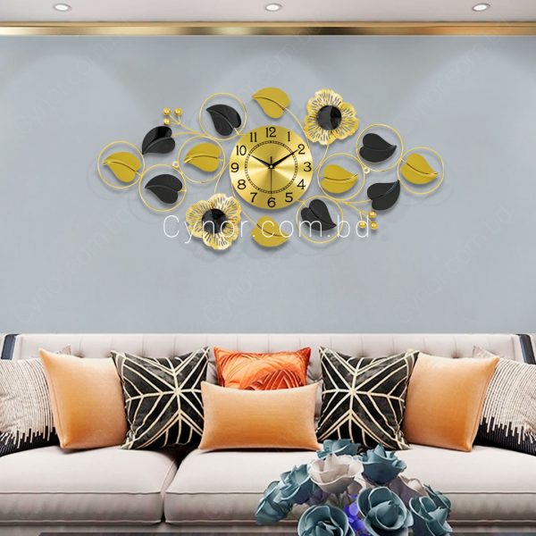 Stainless Steel Metal Body Golden and Black Color Reflective Aquatic Leaf Design Wall Clock