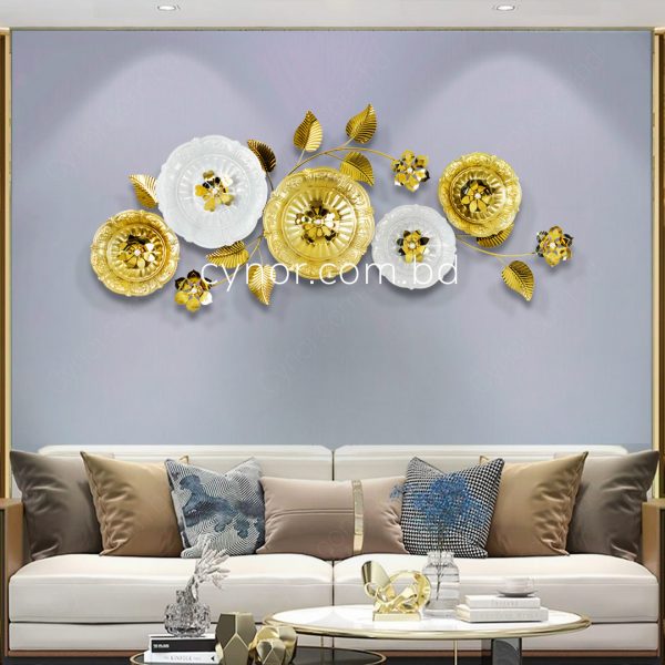 High Quality Metal Body with Stainless Steel Design Golden, White Color Aquatic Design Wall Decor
