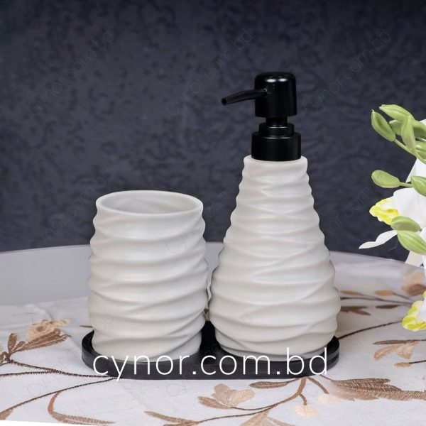 Porcelain Ceramic Made Design with Wooden Tray White Color 3 Pieces Bathroom Set
