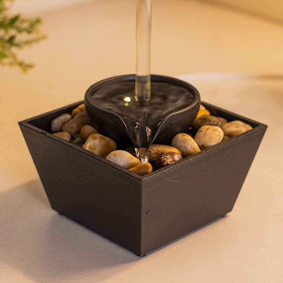 HD241-7-Plastic Body USB-Powered Small Size LED Fountain Feng Shui Tap Style Tabletop Decor with Decorative Stones (2)