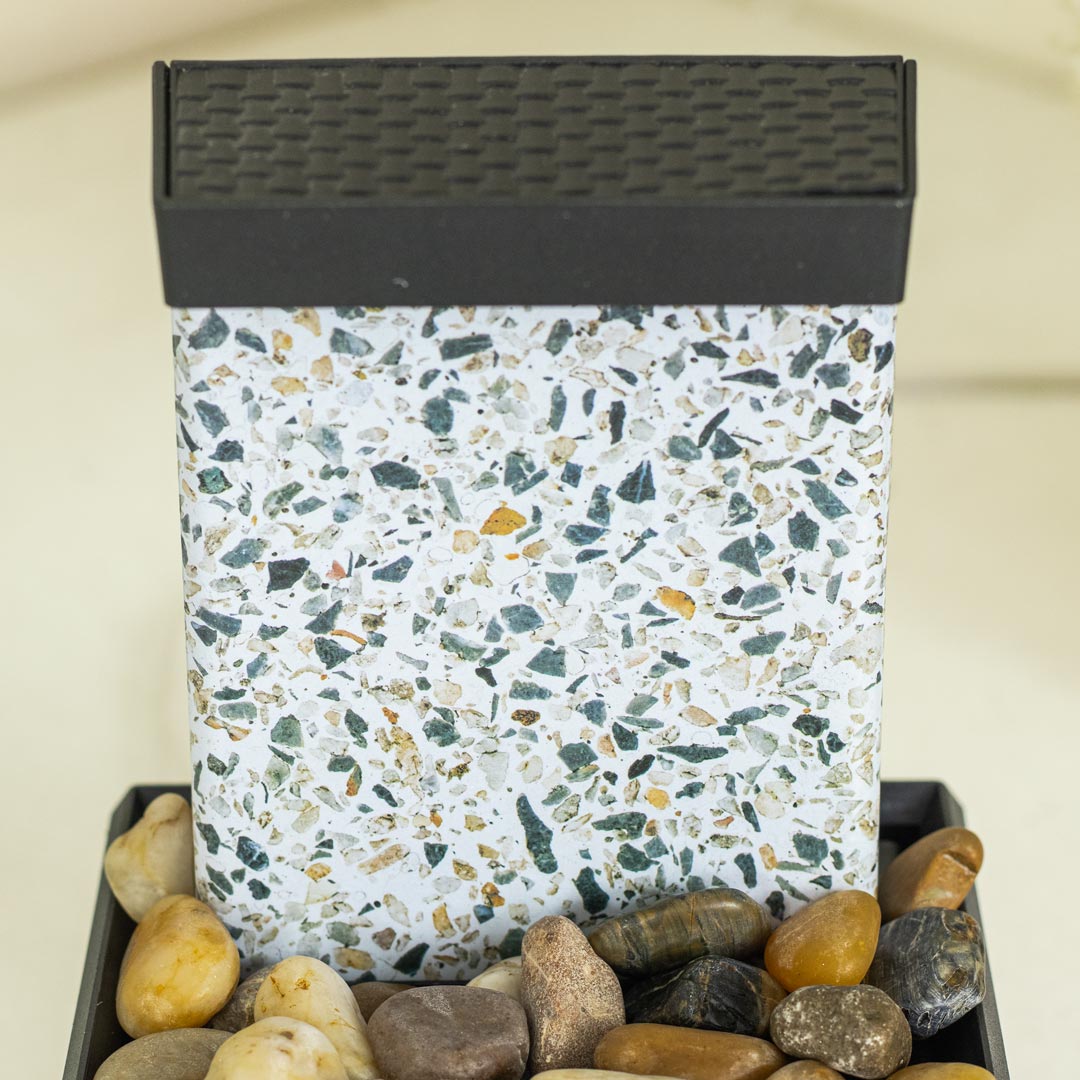 HD241-8-Plastic Body USB-Powered Small Size LED Fountain Feng Shui Tabletop Decor with Decorative Stones (5)