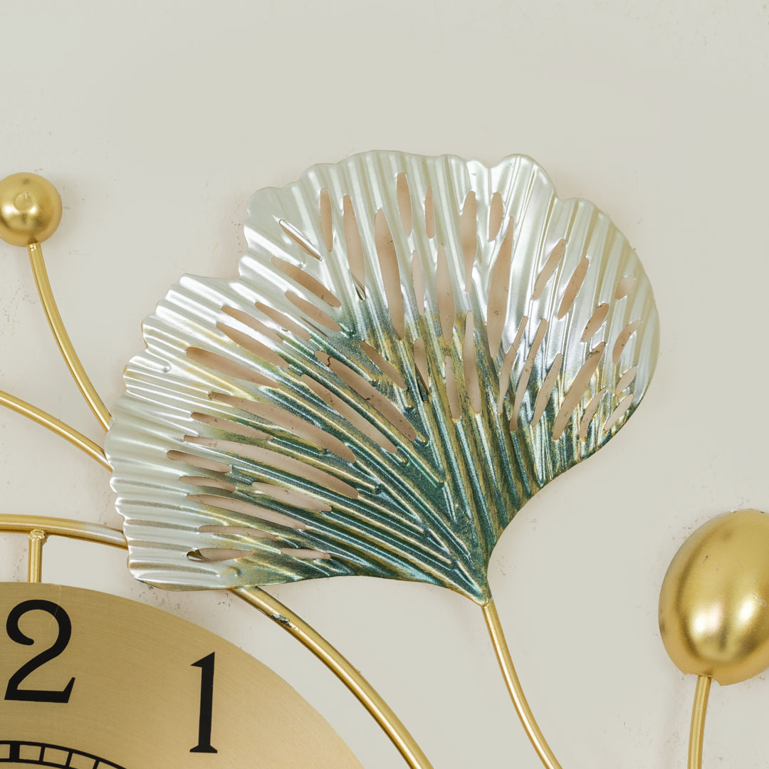 WC698-Decorative Metal Made Body Golden, Green and Silver Color Gingko Leaf Design Wall Clock (11)