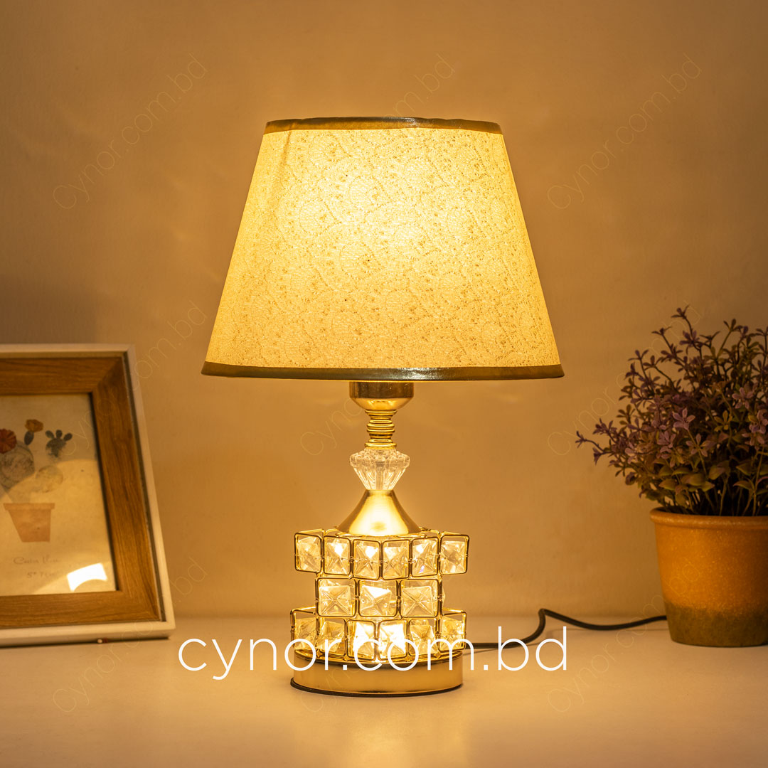 TL369-Golden Color Metal Body Table Lamp with Crystal Stone Design and Ornamental Pattern Texture Plastic Shade (4)