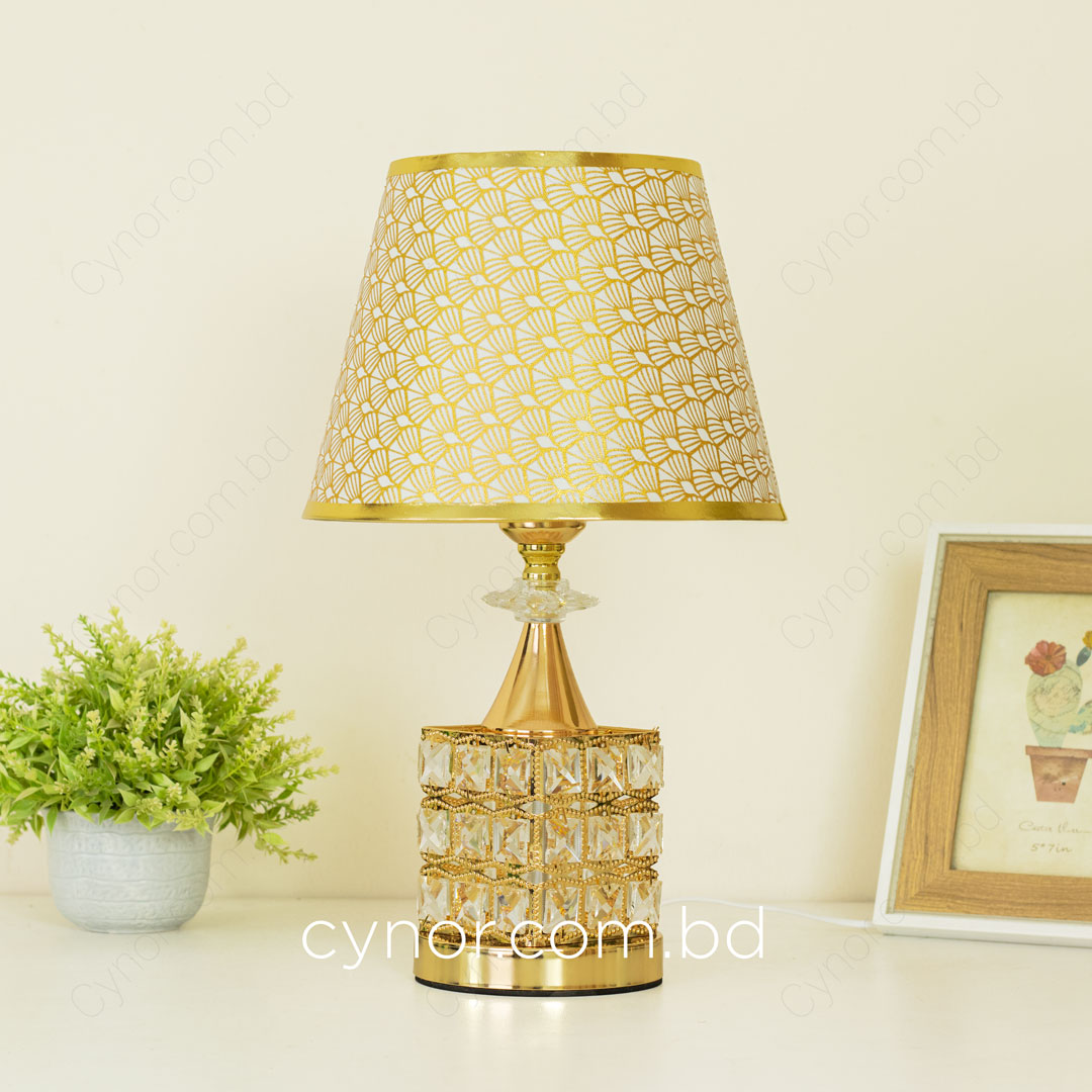 TL373-Golden Color Metal Body Table Lamp with Crystal Stone Design and Geometric Pattern Texture Plastic Shade (2)