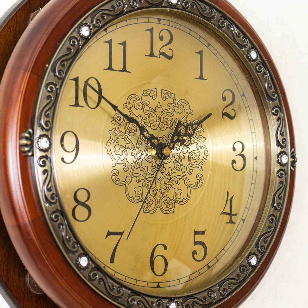 WC704-High Quality Wooden Body with Metal and Stone Design Golden Color Dial Pendulum Wall Clock (6)