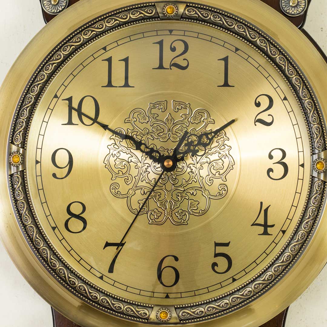 WC705-High Quality Wooden Body with Metal and Stone Design Golden Color Dial Pendulum Wall Clock (5)