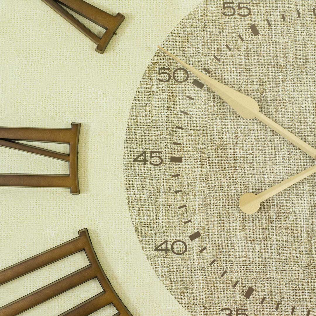WC714-1-Antique Style Wood and Cream Color Wall Clock with Fiber Body Glass Dial and Linen Texture Design (6)