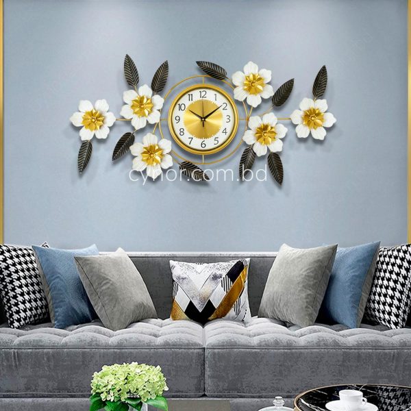 Decorative Flower Leaf Stainless Steel Wall Clock Golden White and Black