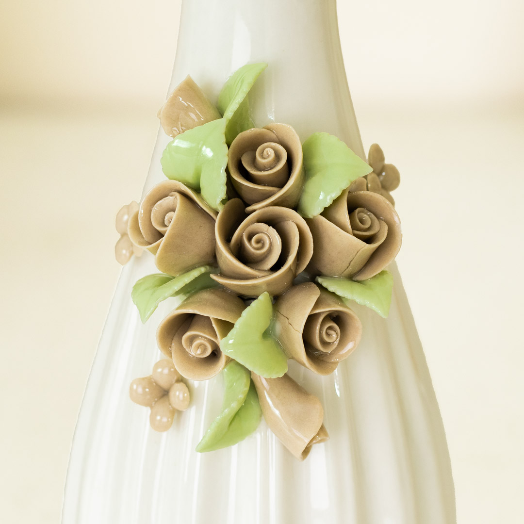 HD242-7-Porcelain Vase with Floral Ceramic Design (4)