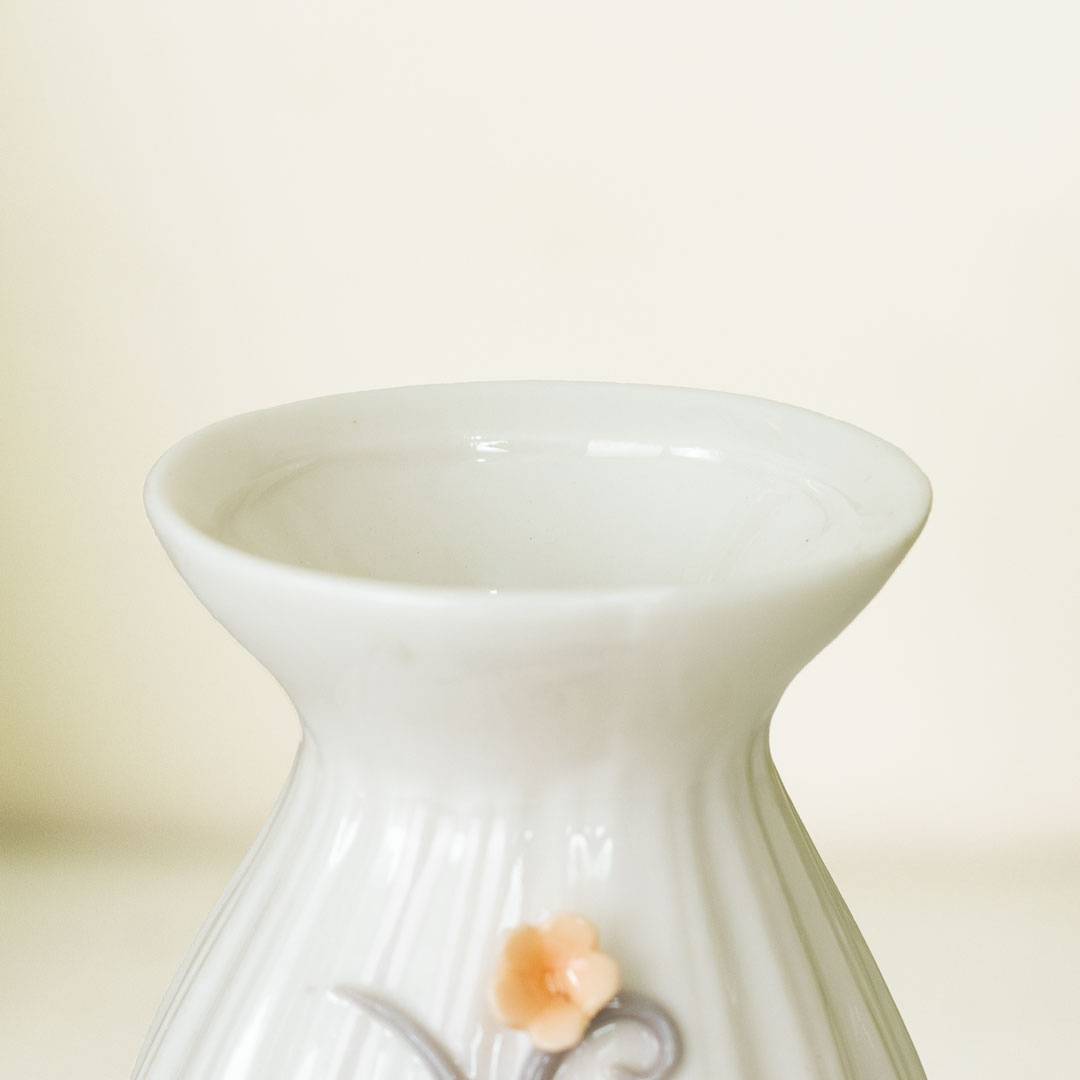 HD243-1-Porcelain Vase with Floral Ceramic Design (5)