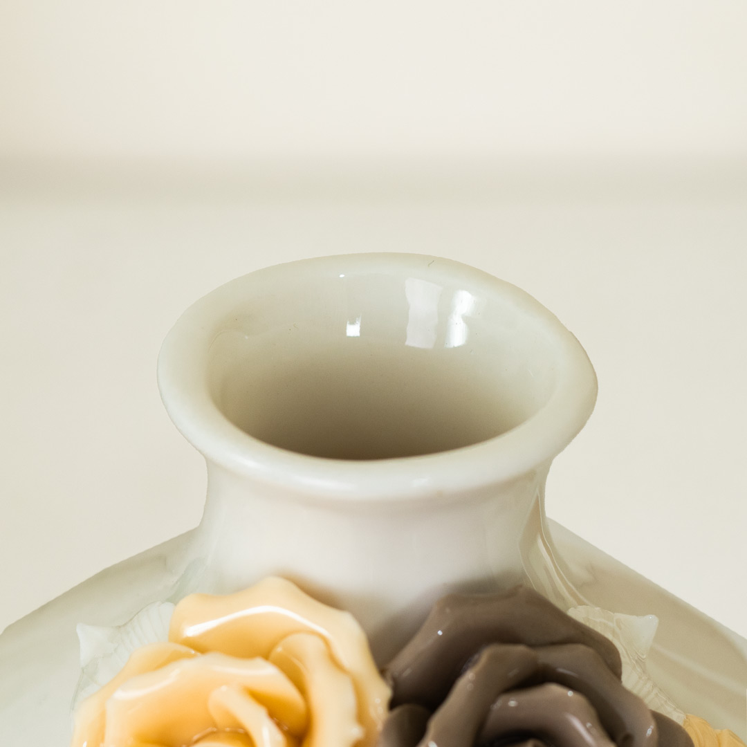 HD247-1-Ceramic Porcelain Vase with Floral Design (5)