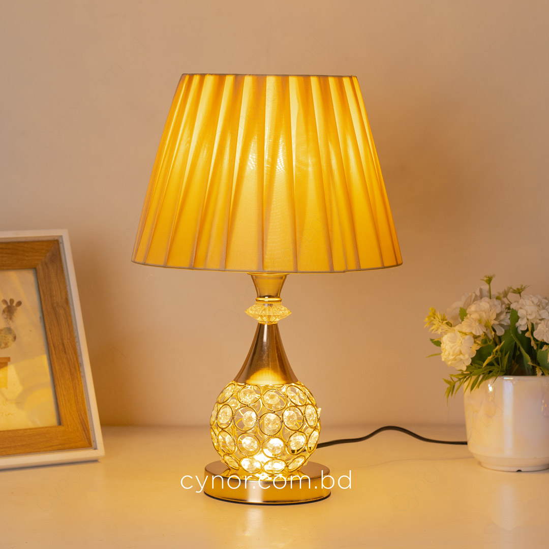 TL381-Golden Metal Table Lamp with Crystal Stone Design and Soft Gold Shade (3)