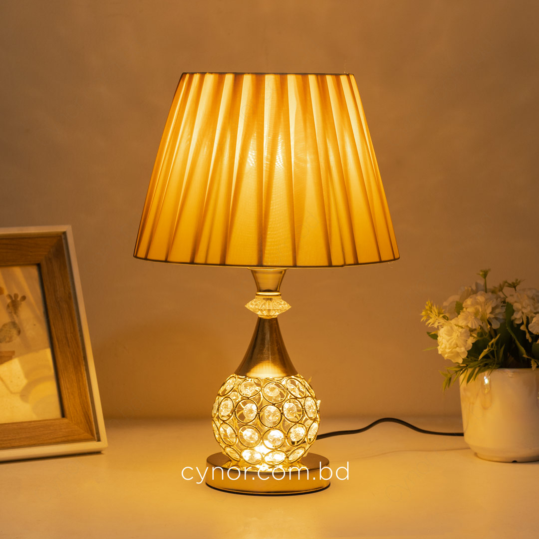 TL381-Golden Metal Table Lamp with Crystal Stone Design and Soft Gold Shade (4)
