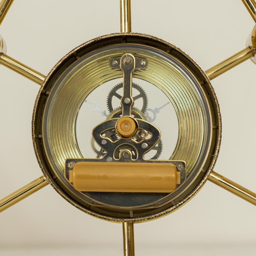 WC737-Luxury Golden Metal Table Clock Triangle Shape and Glass Dial (9)