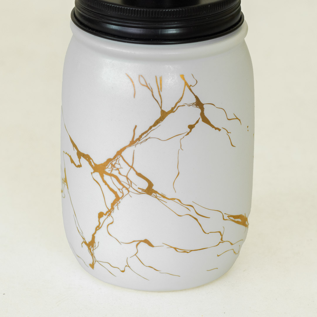 KC234-White-Porcelain Ceramic Soap, Shampoo and Lotion Dispenser White Golden (4)