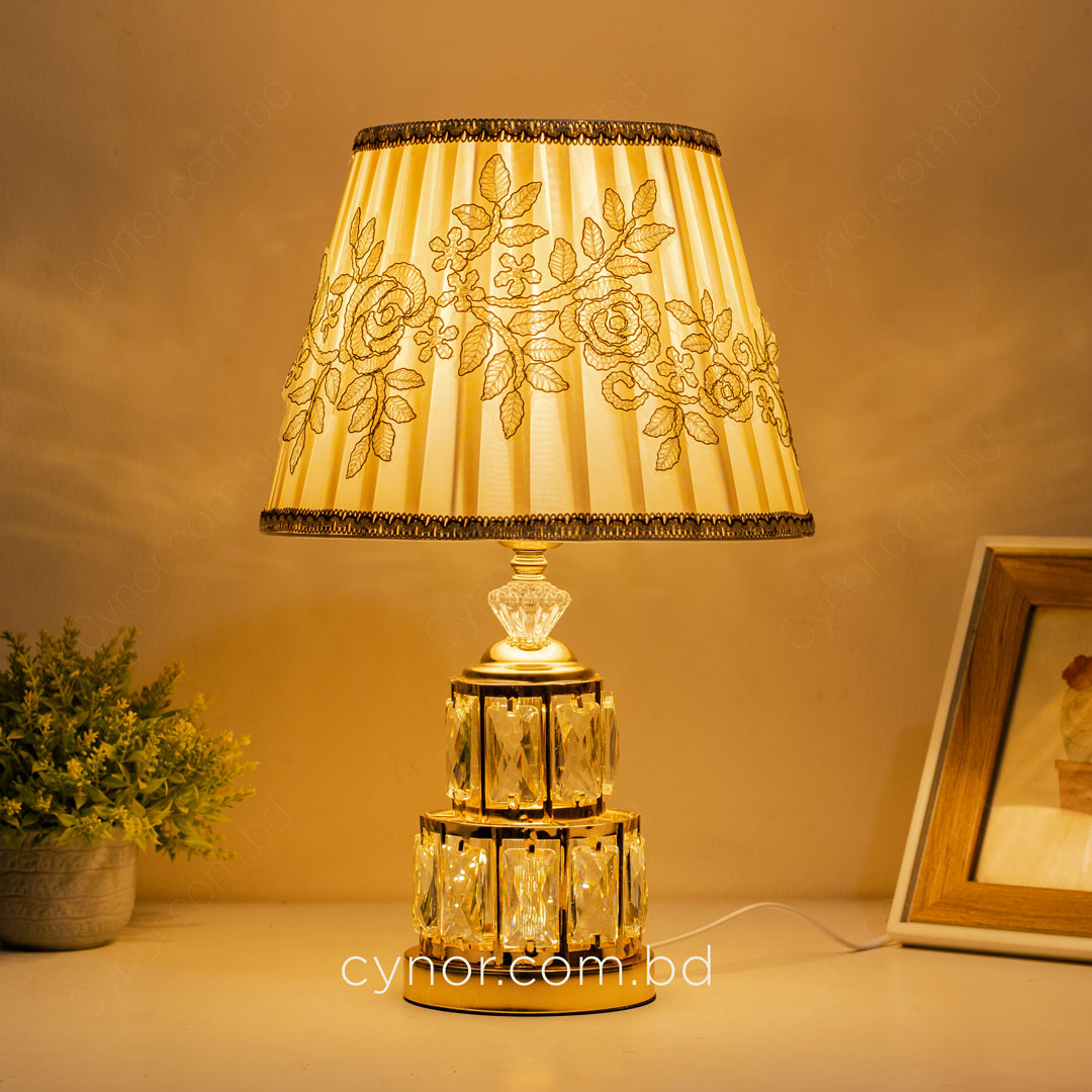 TL386-Golden Metal Table Lamp with Crystal Design and Floral Fabric Shade (5)