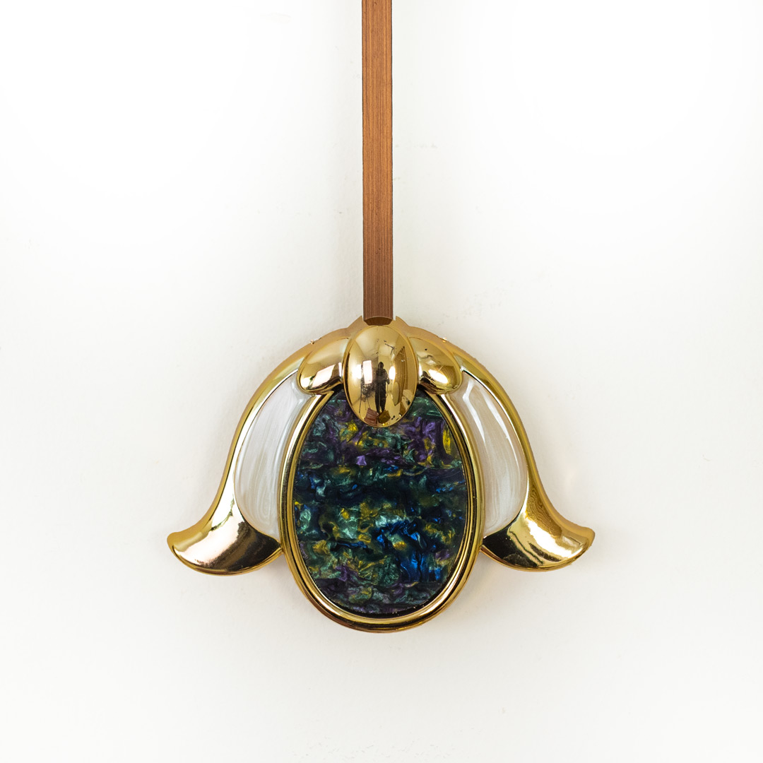 WC740-Ash-Pendulum Wall Clock Glass Dial Fiber Body Golden White Green Design (8)