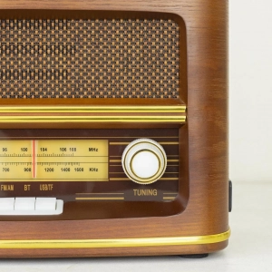 HD278-Luxury Vintage European-Inspired Wooden Bluetooth Speaker and Multi-Band Radio (8)