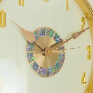 WC776-Luxury Golden Pendulum Wall Clock with Sculptural Elephant Motif and Iridescent Design Dial (6)