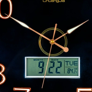 WC800-Executive Wall Clock Golden Fiber Frame with Radium Numerals and Digital Date Month Display (5)